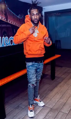 Ron Suno’s Outfit in Amiri Jeans, Dior Sneakers & Gucci Belt (2021)