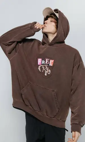 OG Buda’s Outfit in Stone Island Pants, Last Seen Sneakers & OG Buda Merch Cap (2021)
