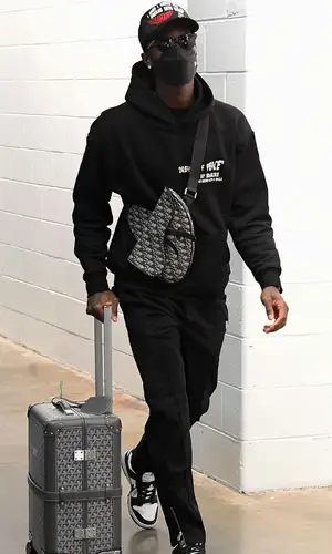 Dennis Schroder wearing Sourire hoody