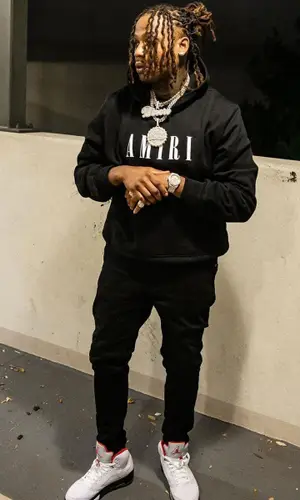 Flipp Dinero wearing Jordan sneakers