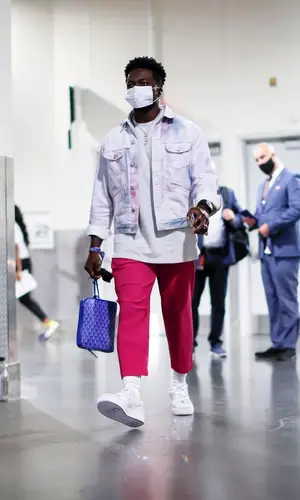 Marquise Goodwin wearing Nike sneakers