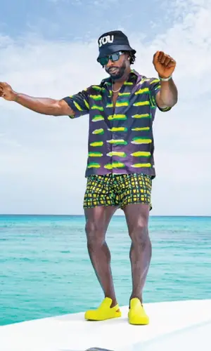 Tyrod Taylor wearing Dries Van Noten hat