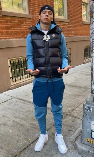 Central Cee’s Outfit in Moncler Jacket & Nike Hoodie (2021)