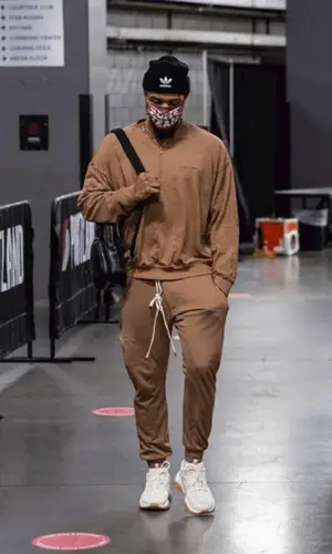 Damian Lillard wearing Daniel Patrick pants