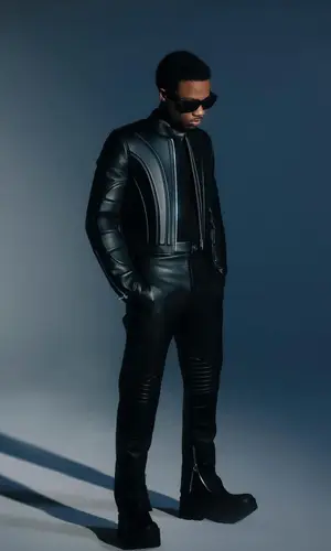 Roddy Ricch wearing Louis Vuitton eyewear