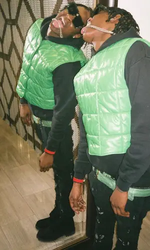 Bloody Dior’s Outfit in Bottega Veneta Jacket, Aris Tatalovich Belt & Louis Vuitton Eyewear (2021)
