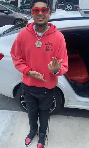 Smokepurpp’s Outfit in Gallery Dept. Hoodie, Nike Sneakers & Off-White Eyewear (2022)