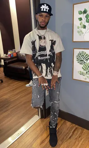 Toosii wearing Timberland boots