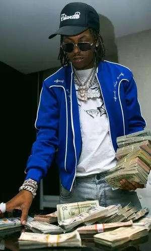 Rich The Kid wearing Elliot Eliantte cap