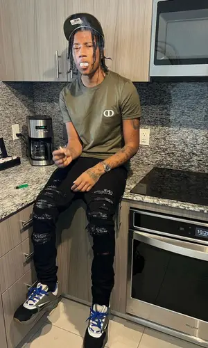 Digga D wearing Dior t-shirt