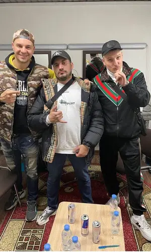 Паша Техник wearing Stussy sweater