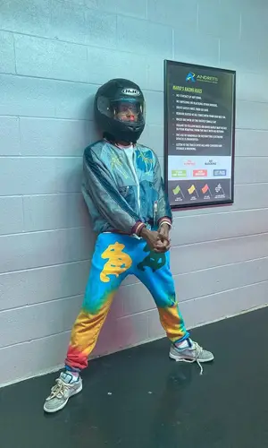 Ian Connor’s Outfit in Two Seven Pants, Gucci Eyewear & HJC Helmets (2022)