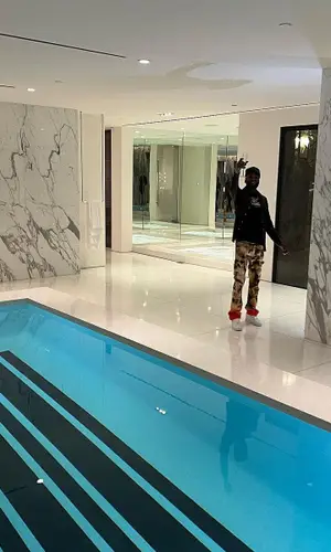 Meek Mill wearing Mister Green t-shirt