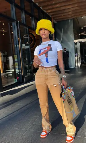 Dess Dior’s Outfit in Mowalola T-Shirt, Gallery Dept. Pants & Nike Sneakers (2022)