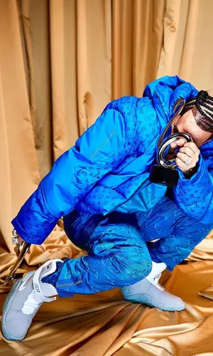 El Alfa El Jefe’s Outfit in Louis Vuitton Jacket & Nike Sneakers (2022)