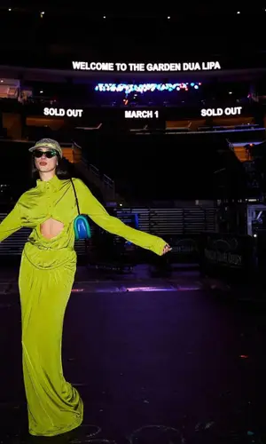 Dua Lipa wearing Bottega Veneta eyewear