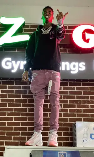 Snupe Bandz wearing LA Dank Co hoody