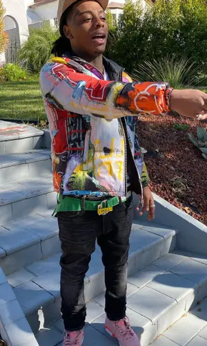 SSG Splurge wearing Jordan sneakers