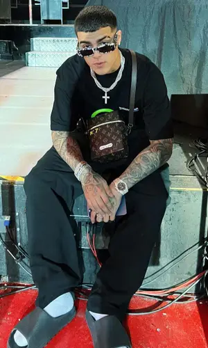 Lunay’s Outfit in Balenciaga T-Shirt, Louis Vuitton Bag & Yeezy Sandals (2022)