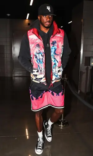 Thanasis Antetokounmpo wearing Kith cap