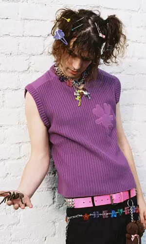 Bladee wearing Marc Jacobs top