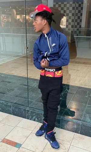 IShowSpeed’s Outfit in Nike Jacket, New Era Cap & PSD Underwear (2021)