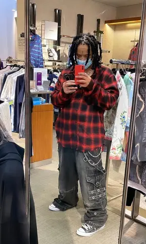 Trippie Redd wearing No Name other