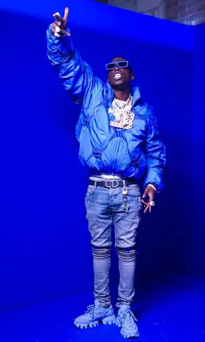 Bobby Shmurda wearing Dior belt