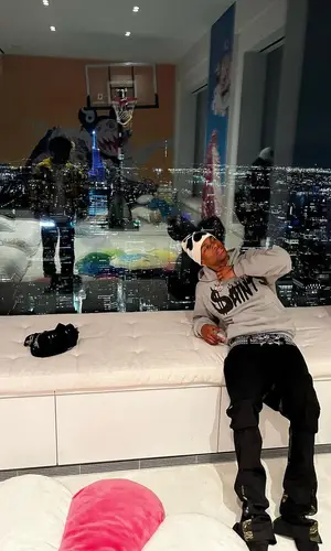 Yvngxchris’ Outfit in Rick Owens Sneakers, B.B. Simon Belt & PrayForOurYouth Hat (2022)