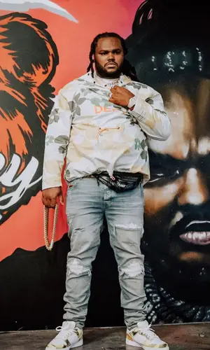 Tee Grizzley wearing Nike other