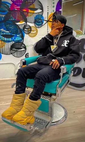 Ski Mask The Slump God’s Outfit in ProjectX Hoodie, Ksubi Jeans & Yeezy Boots (2022)