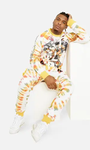 Lil Keed wearing Dreamland sweatshirt