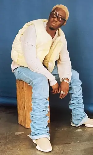 OG Maco wearing Barriers hoody