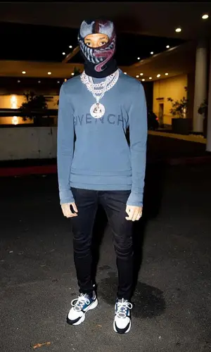NLE Choppa wearing De Chief other