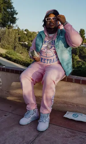 Big Yavo’s Outfit in Homme + Femme Pants & Jordan Sneakers (2022)