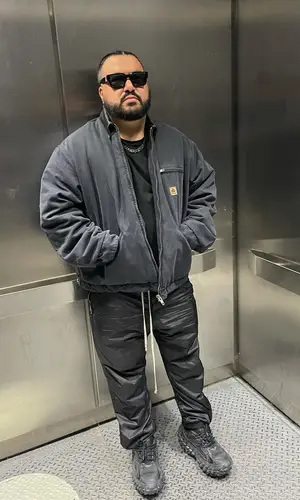 Cash’s Outfit in Balenciaga Jacket, Rick Owens Pants & Louis Vuitton Eyewear (2022)