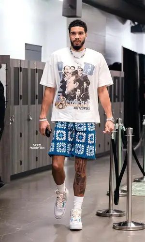 Jayson Tatum’s Outfit in Jordan Sneakers, Honey Dripp Jewelry Jewelry & Union Los Angeles (2022)