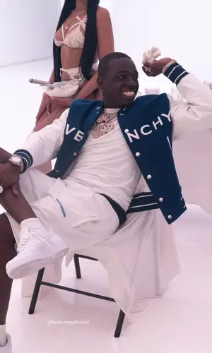 Bobby Shmurda’s Outfit in Givenchy Jacket, Off-White Shorts & Nike Sneakers (2022)