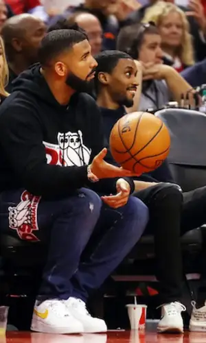 Drake wearing Dsquared2 hoody