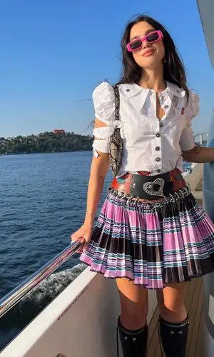 Dua Lipa’s Outfit in Chopova Lowena Shirt & Balenciaga Eyewear (2022)