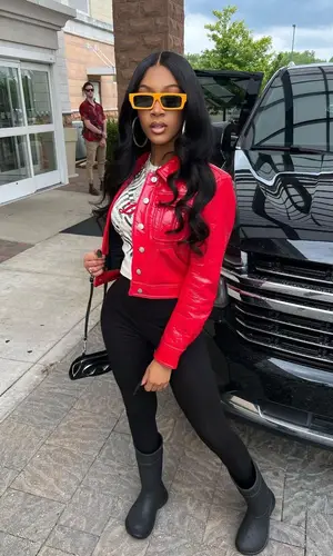 Lakeyah wearing Diesel bag