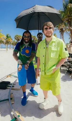 Murda Beatz wearing Cartier eyewear