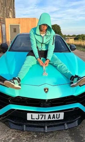 Central Cee wearing Nike hoody