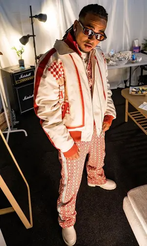 Ozuna wearing CamperLab boots