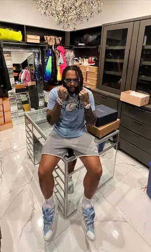 Money Man’s Outfit in Celine T-Shirt, Lanvin Sneakers & Cartier Eyewear (2022)