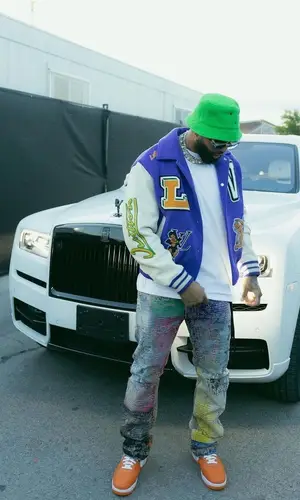 Odell Beckham Jr wearing Louis Vuitton sneakers