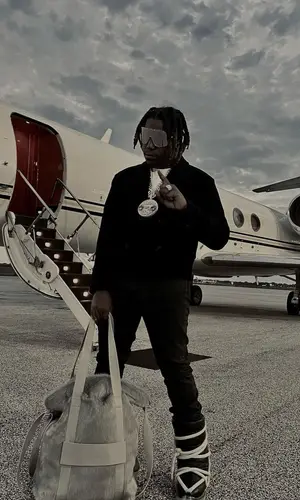 Don Toliver’s Outfit in Rick Owens Eyewear (2022)