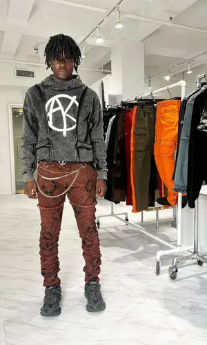 SSGKobe’s Outfit in Akings Hoodie & Balenciaga Sneakers (2022)