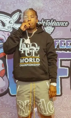Ballout wearing Rhude sock