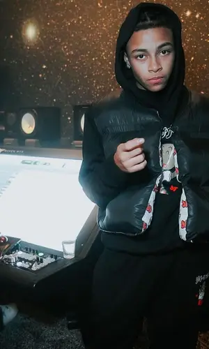 DD Osama wearing Jiggy Thunder hoody